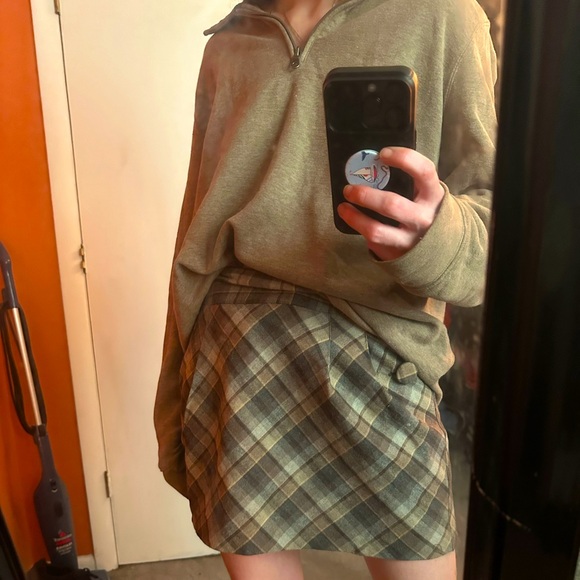 Croft & Barrow Sweatshirt - Picture 2 of 5